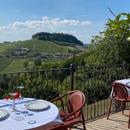 Felicin - Ristorante Albergo "Dimora Storica" Monforte dʼAlba Zewnętrze zdjęcie