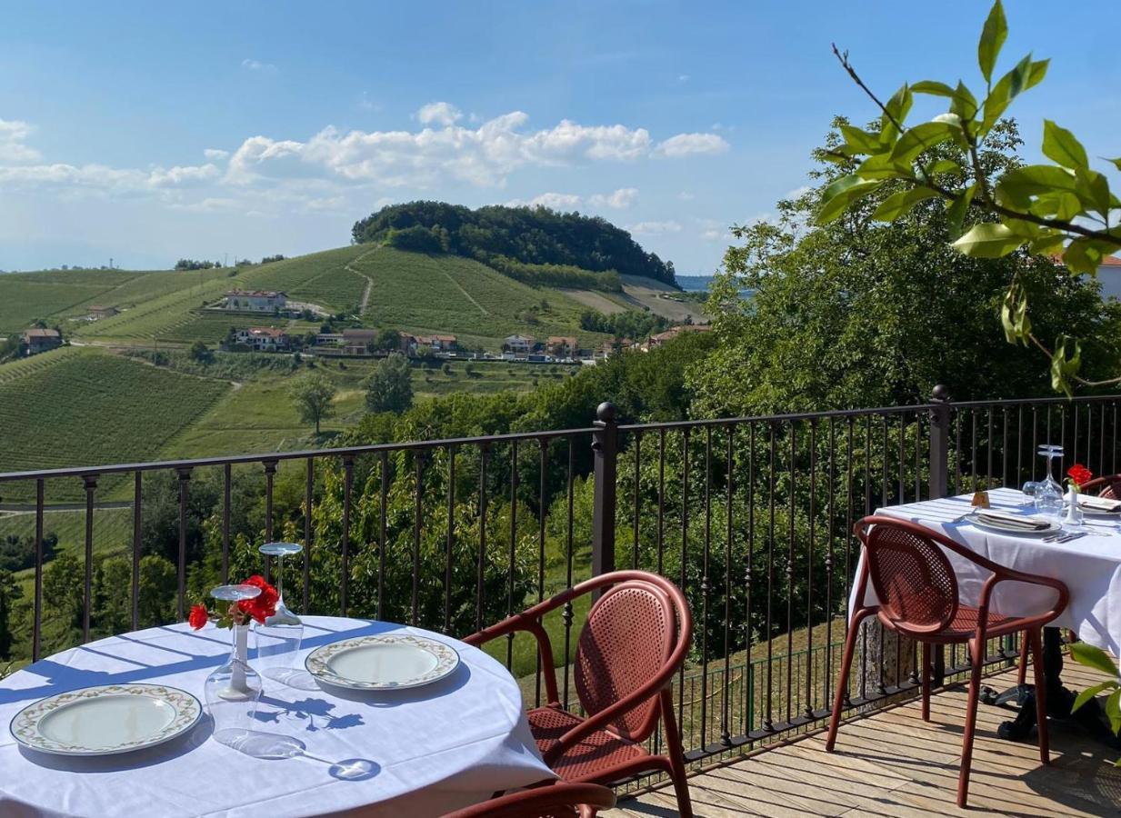 Felicin - Ristorante Albergo "Dimora Storica" Monforte dʼAlba Zewnętrze zdjęcie