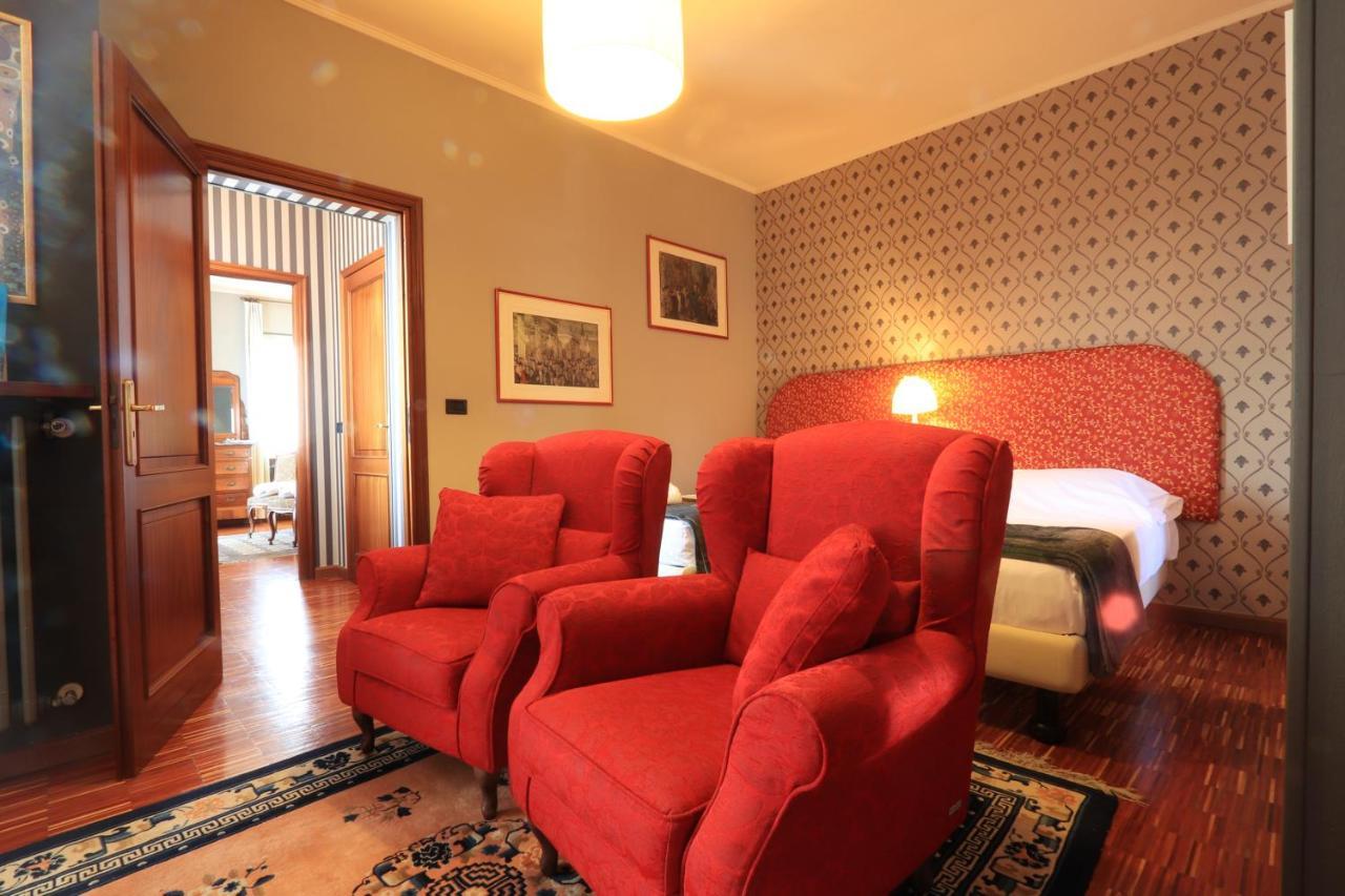 Felicin - Ristorante Albergo "Dimora Storica" Monforte dʼAlba Zewnętrze zdjęcie
