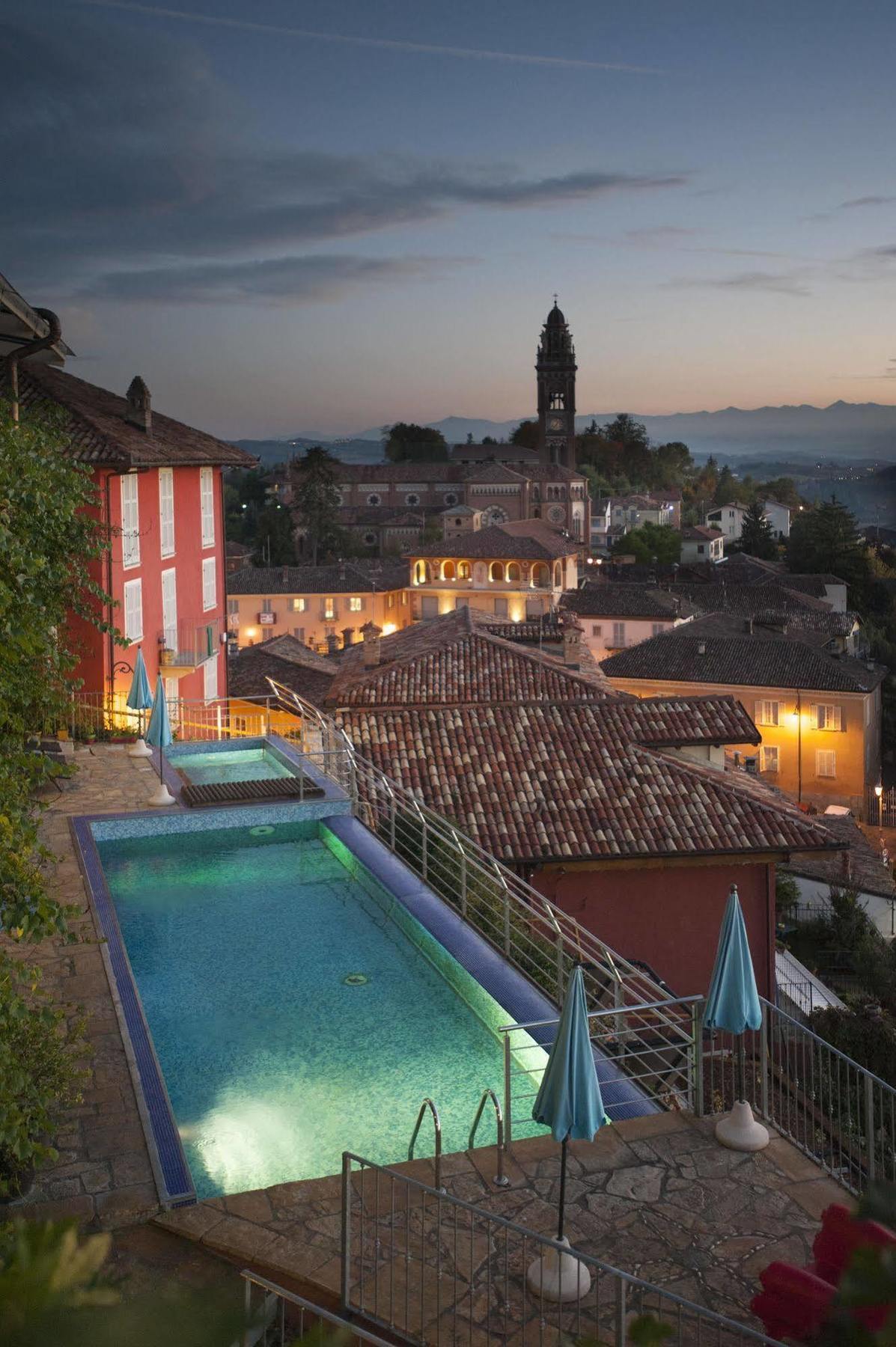 Felicin - Ristorante Albergo "Dimora Storica" Monforte dʼAlba Zewnętrze zdjęcie